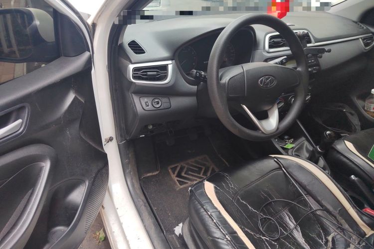 Used Hyundai Verna (older generation) 2017 1.4L Manual Refreshed Version China VI Standard Driver Seat