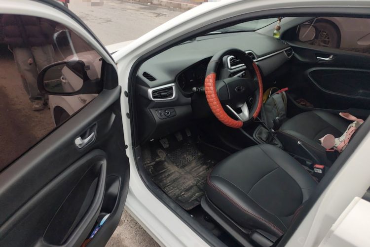 Used Hyundai Verna (older generation) 2017 1.4L Manual Huancai Edition China V Standard Driver Seat