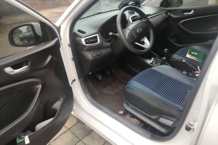 Used Hyundai Verna (older generation) 2017 1.4L Manual Refreshed Version China VI Standard Driver Seat