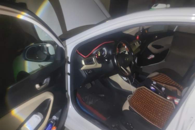 Used Hyundai Verna (older generation) 2017 1.4L Automatic YueXiang Edition China V-standard Driver Seat