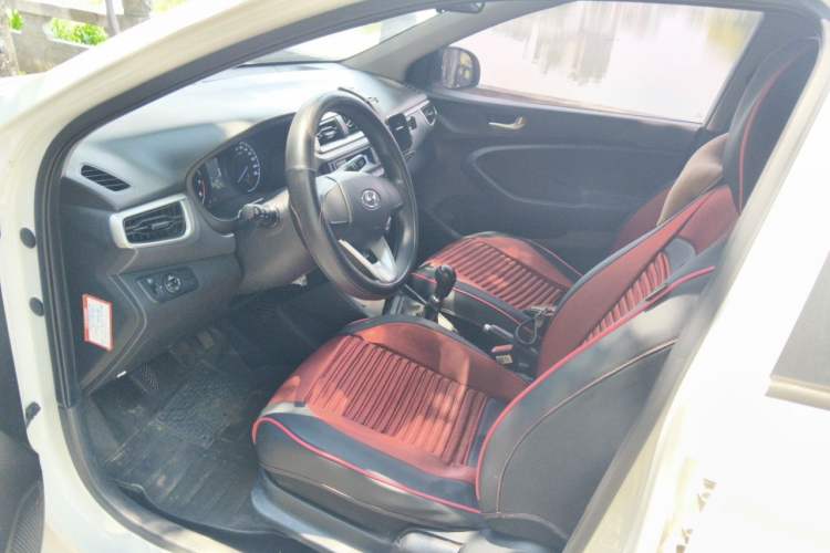Used Hyundai Verna (older generation) 2017 1.4L Manual Refreshed Version China VI Standard Driver Seat