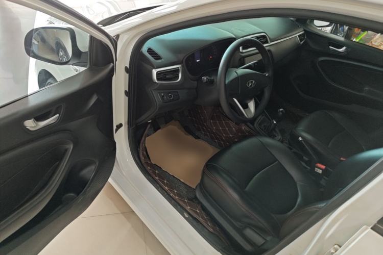 Used Hyundai Verna (older generation) 2017 1.4L Manual Refreshed Version China V Standard Driver Seat