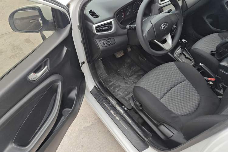 Used Hyundai Verna (older generation) 2017 1.4L Automatic YueXiang Edition China V-standard Driver Seat