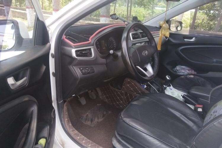Used Hyundai Verna (older generation) 2017 1.4L Manual Huancai Edition China V Standard Driver Seat