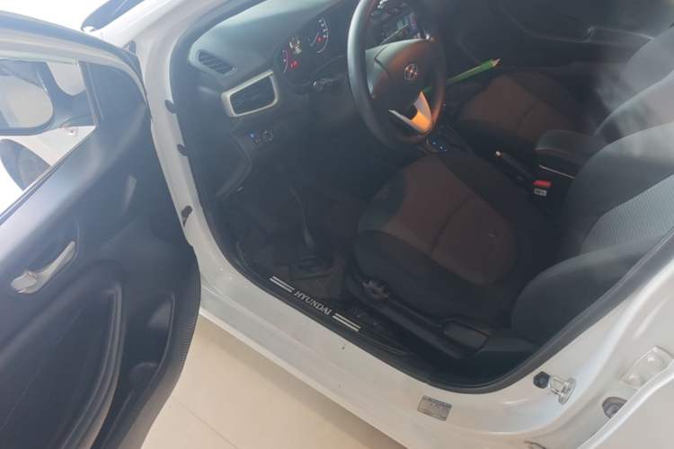 Used Hyundai Verna (older generation) 2017 1.4L Automatic YueXiang Edition China V-standard Driver Seat