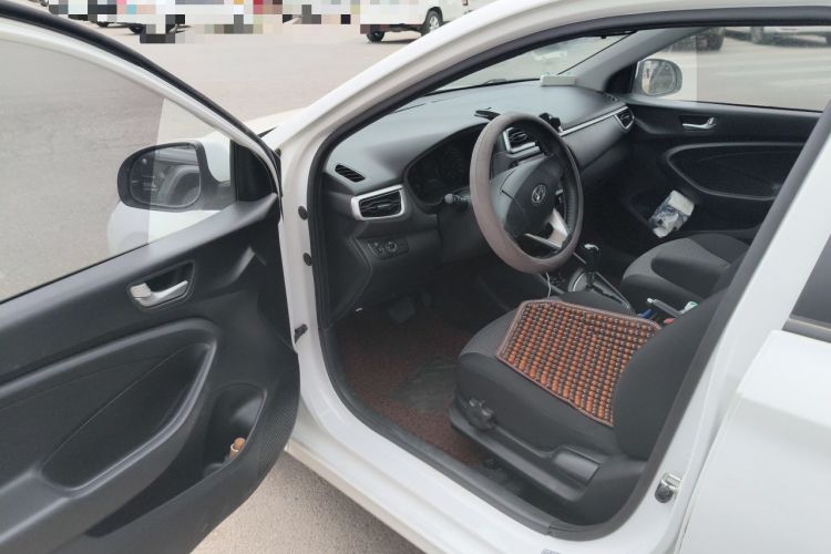 Used Hyundai Verna (older generation) 2017 1.4L Automatic YueXiang Edition China V-standard Driver Seat