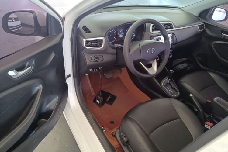 Used Hyundai Verna (older generation) 2017 1.4L Automatic YueXiang Edition China VI Standard Driver Seat