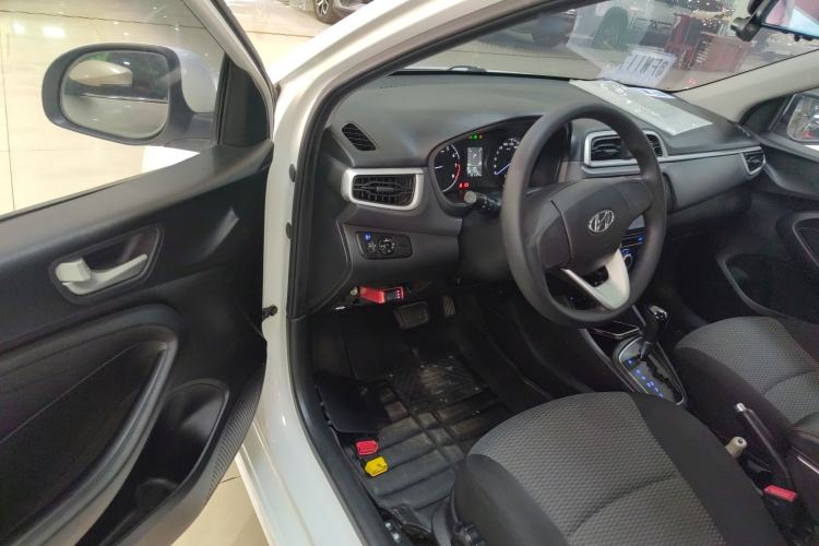 Used Hyundai Verna (older generation) 2017 1.4L Automatic YueXiang Edition China V-standard Driver Seat