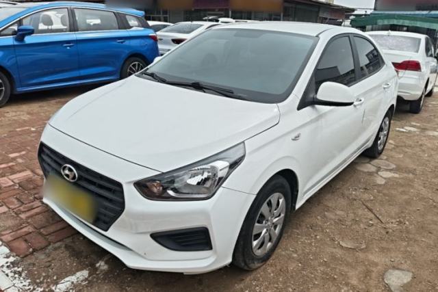 Used Hyundai Verna (older generation) 2017 1.4L Manual Refreshed Version China VI Standard