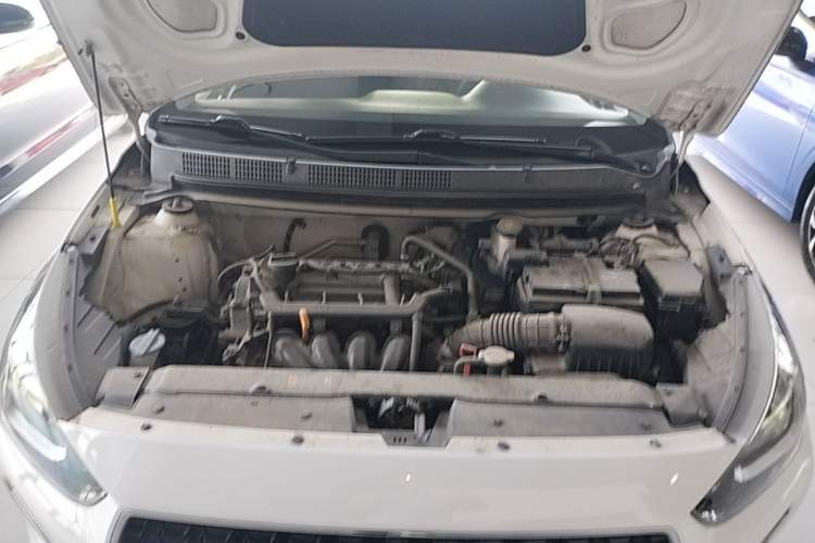 Used Hyundai Verna (older generation) 2017 1.4L Automatic YueXiang Edition China V-standard Engine Bay