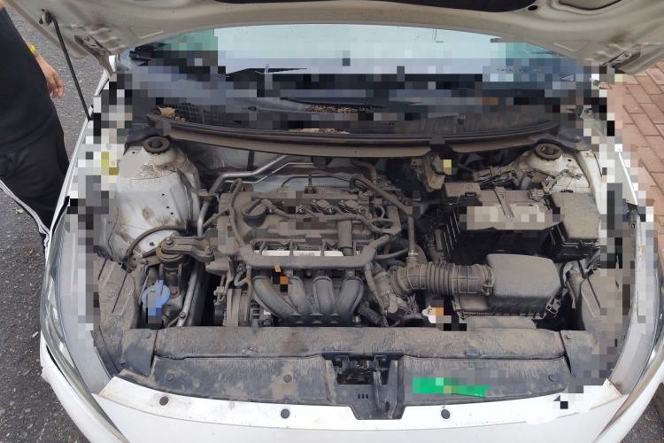 Used Hyundai Verna (older generation) 2017 1.4L Manual Refreshed Version China VI Standard Engine Bay