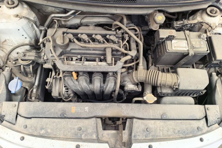 Used Hyundai Verna (older generation) 2017 1.4L Manual Refreshed Version China V Standard Engine Bay