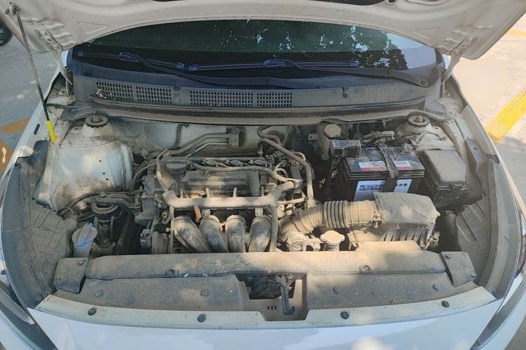 Used Hyundai Verna (older generation) 2017 1.4L Manual Refreshed Version China V Standard Engine Bay