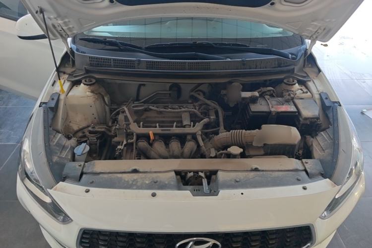 Used Hyundai Verna (older generation) 2017 1.4L Manual Huancai Edition China VI Engine Bay