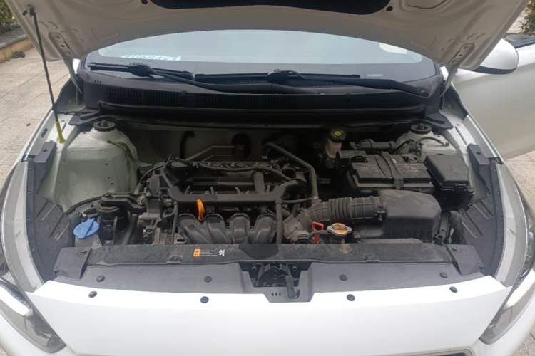 Used Hyundai Verna (older generation) 2017 1.4L Automatic YueXiang Edition China V-standard Engine Bay