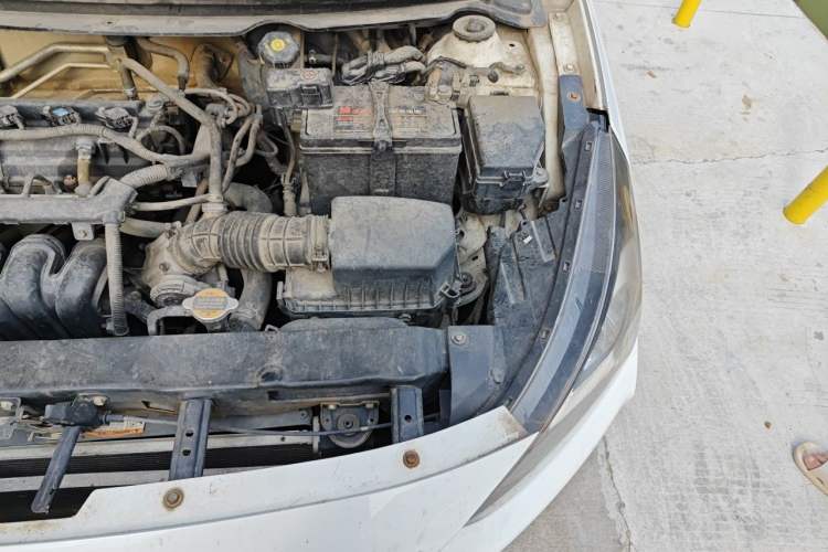 Used Hyundai Verna (older generation) 2017 1.4L Manual Huancailian Connected Version China V Standard Engine Bay Left