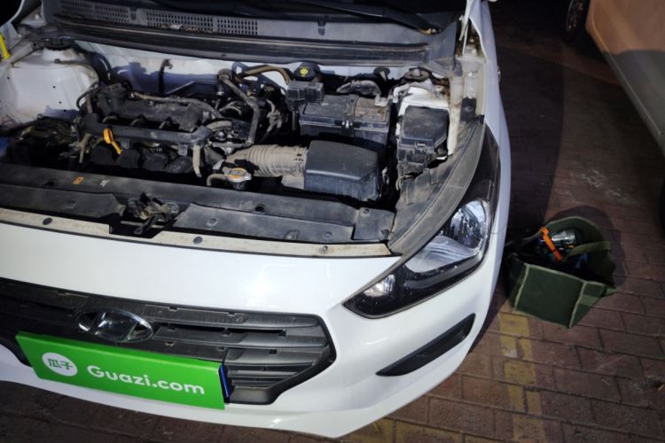 Used Hyundai Verna (older generation) 2017 1.4L Manual Refreshed Version China V Standard Engine Bay Left