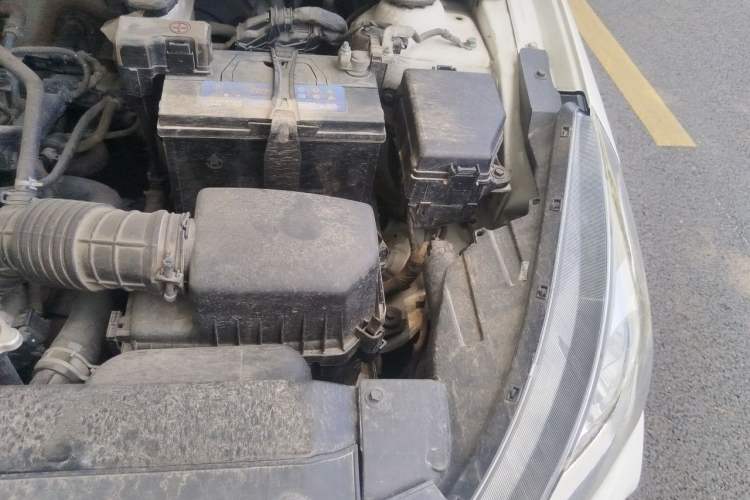 Used Hyundai Verna (older generation) 2017 1.4L Manual Huancai Edition China V Standard Engine Bay Left
