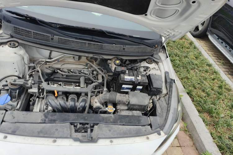 Used Hyundai Verna (older generation) 2017 1.4L Manual Huancai Edition China V Standard Engine Bay Left
