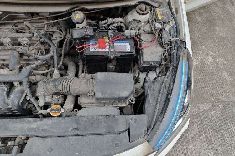Used Hyundai Verna (older generation) 2017 1.4L Manual Huancai Connected Version China VI Engine Bay Left