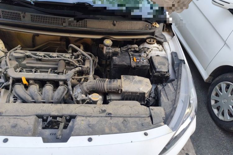 Used Hyundai Verna (older generation) 2017 1.4L Manual Refreshed Version China V Standard Engine Bay Left