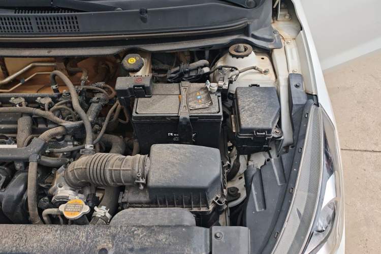 Used Hyundai Verna (older generation) 2017 1.4L Manual Huancai Edition China V Standard Engine Bay Left
