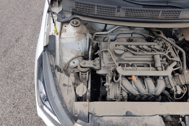 Used Hyundai Verna (older generation) 2017 1.4L Manual Huancai Edition China V Standard Engine Bay Right
