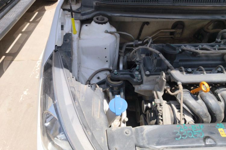 Used Hyundai Verna (older generation) 2017 1.4L Manual Huancai Edition China V Standard Engine Bay Right