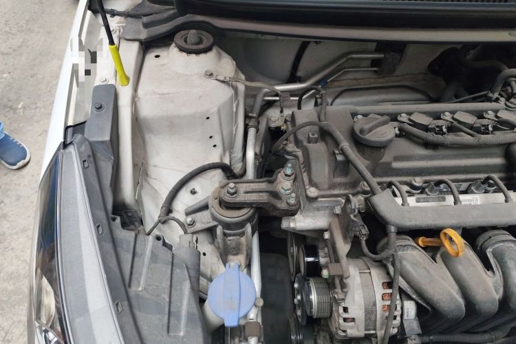 Used Hyundai Verna (older generation) 2017 1.4L Automatic YueXiang Edition China V-standard Engine Bay Right