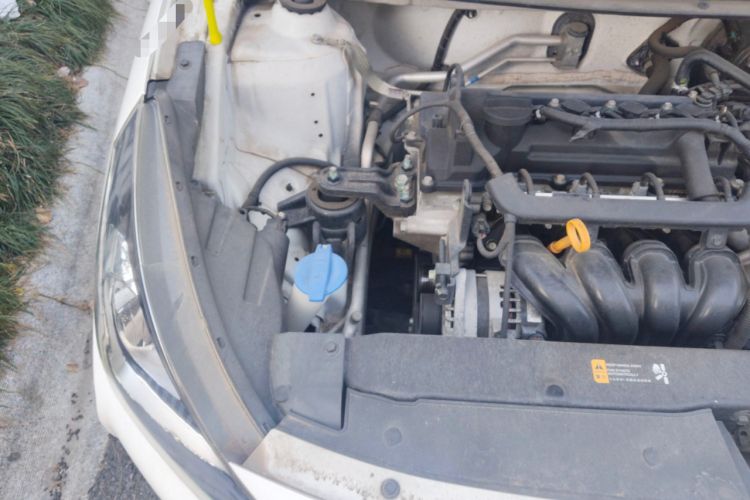 Used Hyundai Verna (older generation) 2017 1.4L Manual Huancailian Connected Version China V Standard Engine Bay Right