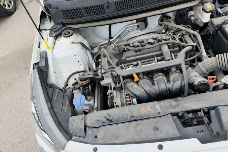 Used Hyundai Verna (older generation) 2017 1.4L Automatic YueXiang Edition China V-standard Engine Bay Right