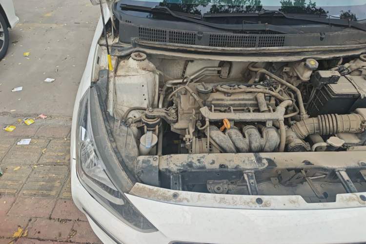Used Hyundai Verna (older generation) 2017 1.4L Manual Huancai Edition China V Standard Engine Bay Right
