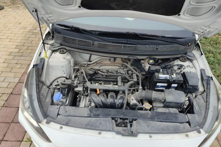 Used Hyundai Verna (older generation) 2017 1.4L Manual Huancai Edition China V Standard Engine Bay Right