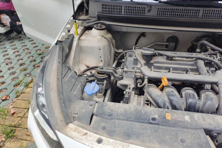 Used Hyundai Verna (older generation) 2017 1.4L Automatic YueXiang Edition China V-standard Engine Bay Right