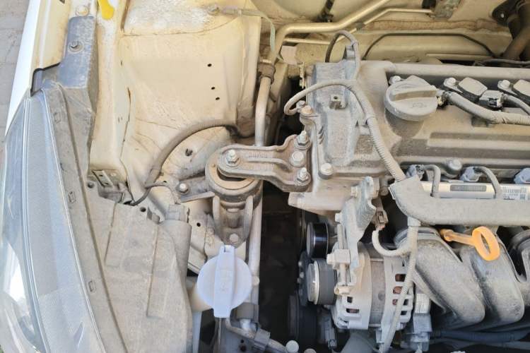 Used Hyundai Verna (older generation) 2017 1.4L Automatic YueXiang Edition China V-standard Engine Bay Right