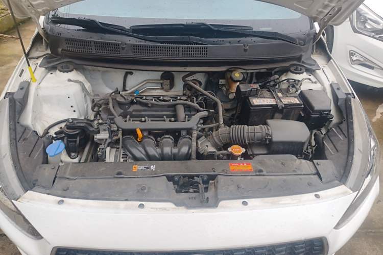 Used Hyundai Verna (older generation) 2017 1.4L Manual Huancai Edition China V Standard Engine Bay