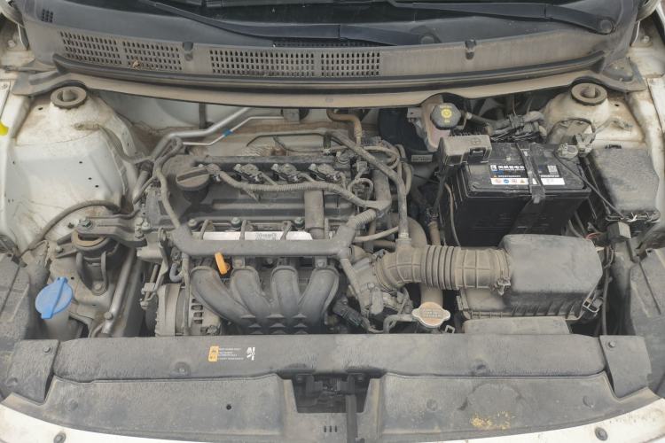 Used Hyundai Verna (older generation) 2017 1.4L Manual Refreshed Version China V Standard Engine Bay