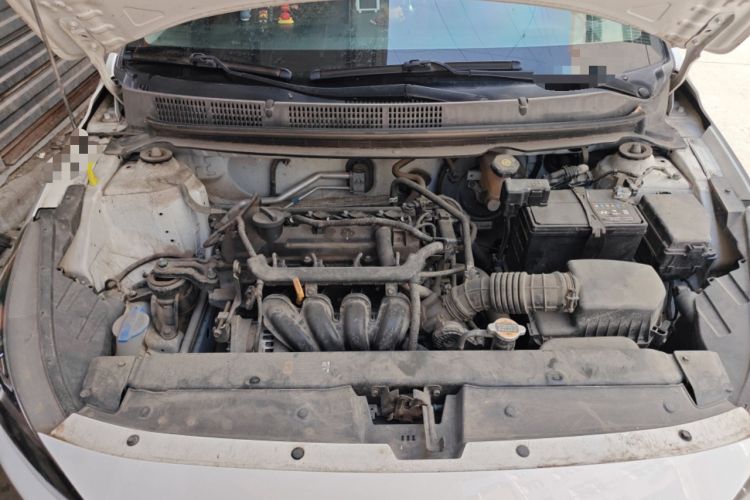 Used Hyundai Verna (older generation) 2017 1.4L Manual Huancai Edition China V Standard Engine Bay