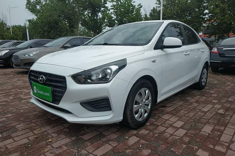 Used Hyundai Verna (older generation) 2017 1.4L Manual Refreshed Version China V Standard Guazi used car, China used car export, Used car for sale, Used Hyundai cars, Cheapest cars for sale
