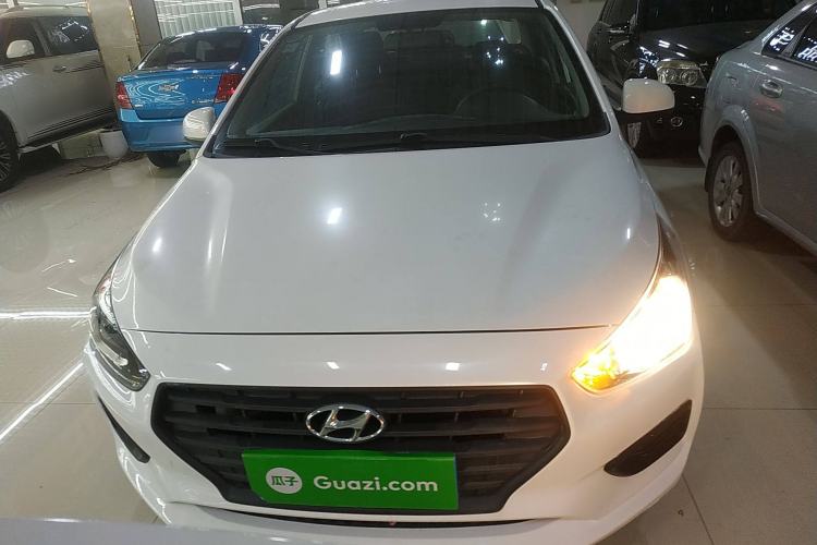 Used Hyundai Verna (older generation) 2017 1.4L Manual Refreshed Version China V Standard Exterior 1