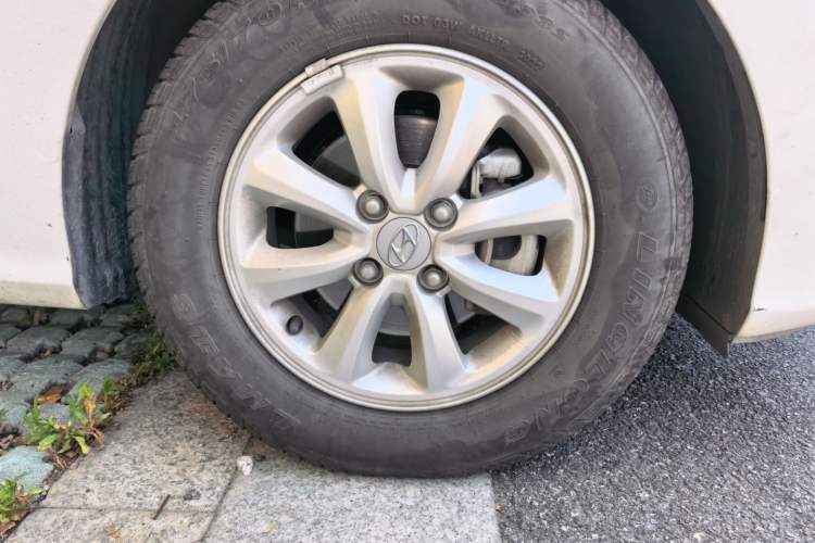 Used Hyundai Verna (older generation) 2017 1.4L Automatic YueXiang Edition China V-standard Exterior 1