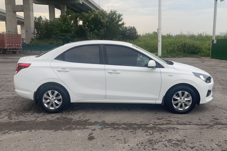 Used Hyundai Verna (older generation) 2017 1.4L Manual Refreshed Version China VI Standard Exterior 1