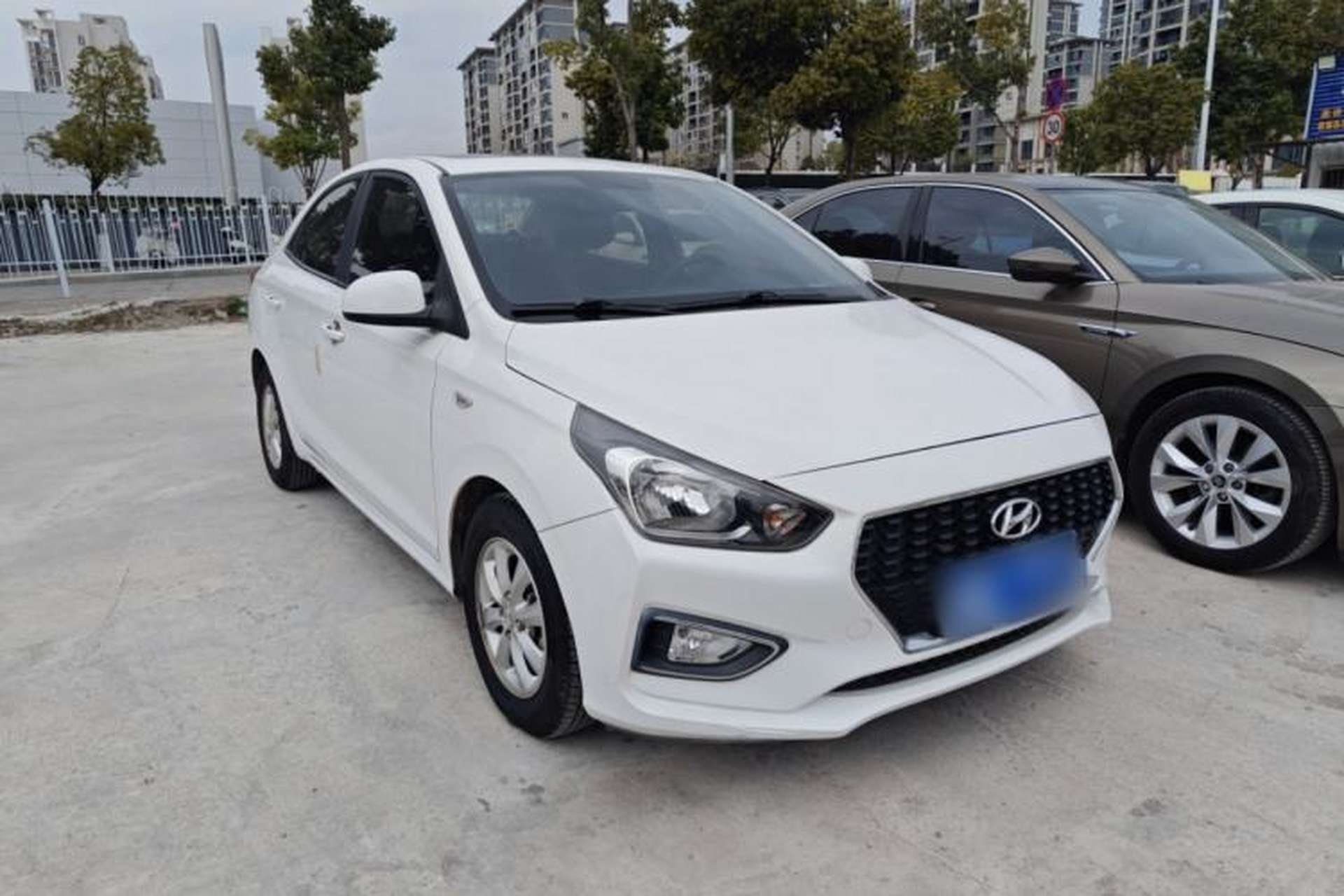 Used Hyundai Verna (older generation) 2017 1.4L Automatic YueXiang Edition China V-standard Exterior 1