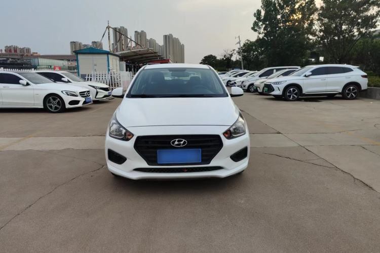Used Hyundai Verna (older generation) 2017 1.4L Manual Refreshed Version China V Standard Exterior 1