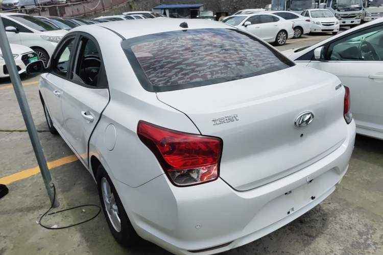 Used Hyundai Verna (older generation) 2017 1.4L Manual Huancai Edition China V Standard Exterior 2