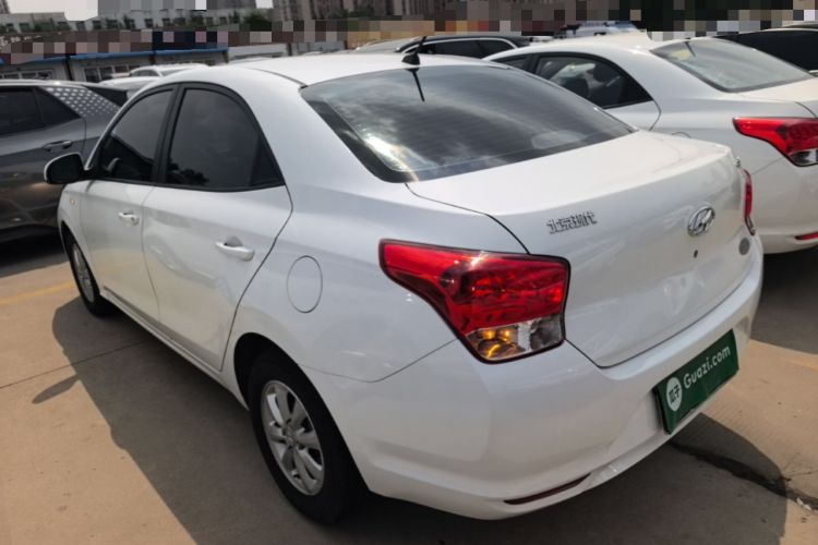 Used Hyundai Verna (older generation) 2017 1.4L Manual Huancai Edition China V Standard Exterior 2