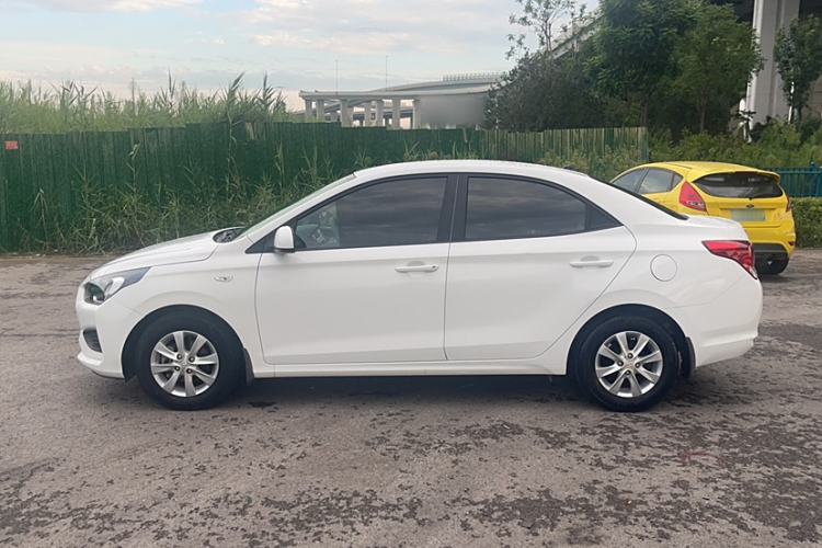 Used Hyundai Verna (older generation) 2017 1.4L Manual Refreshed Version China VI Standard Exterior 3