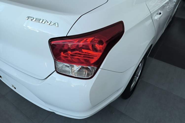 Used Hyundai Verna (older generation) 2017 1.4L Manual Huancai Edition China VI Exterior 3