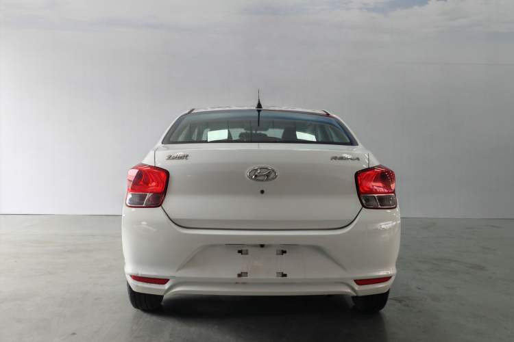 Used Hyundai Verna (older generation) 2017 1.4L Manual Huancai Edition China V Standard Exterior 4