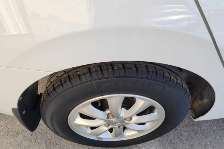 Used Hyundai Verna (older generation) 2017 1.4L Automatic YueXiang Edition China V-standard Exterior 5